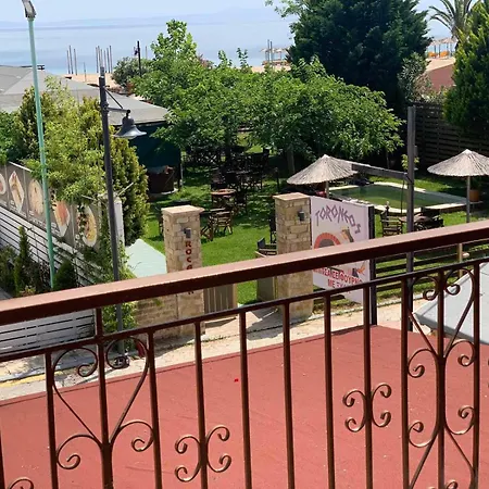 Poseidon Apartments Nea Poteidaia Exterior photo